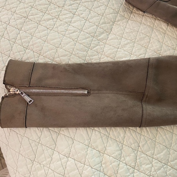 JouJou suede jacket, brown, size Large. Fully lined. - Picture 9 of 13